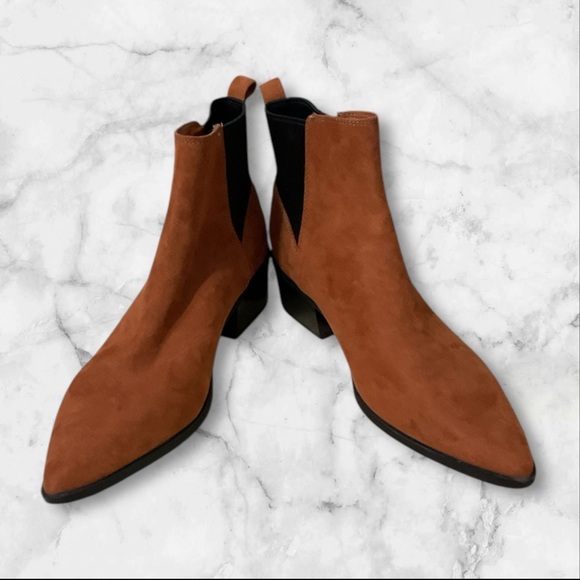 🦄 NWOB A NEW DAY “GWEN” BOOT SZ 11 (2” HEEL) - Picture 2 of 4